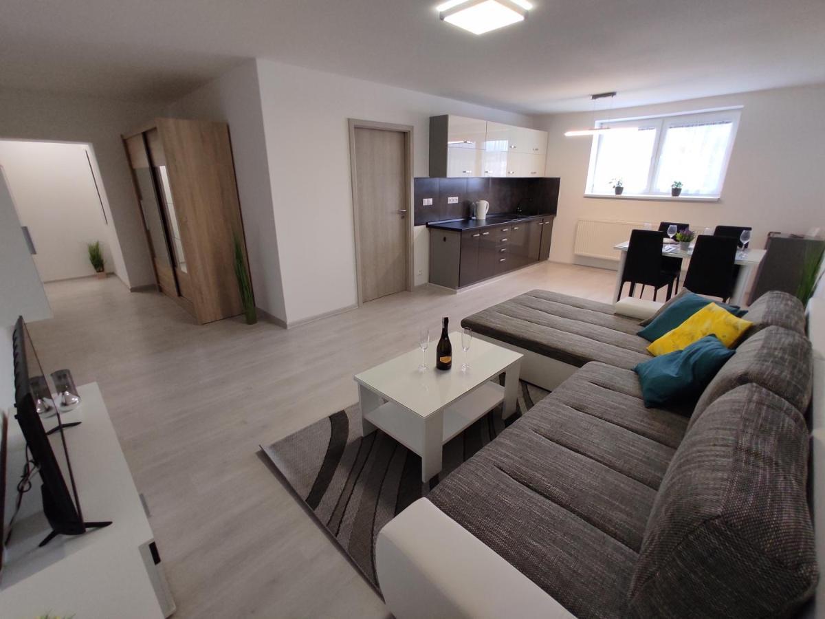Apartmany Bytca Bagian luar foto