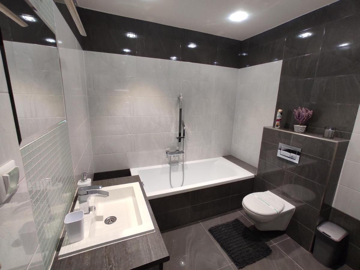Apartmany Bytca Bagian luar foto