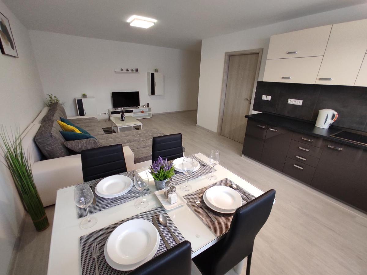 Apartmany Bytca Bagian luar foto