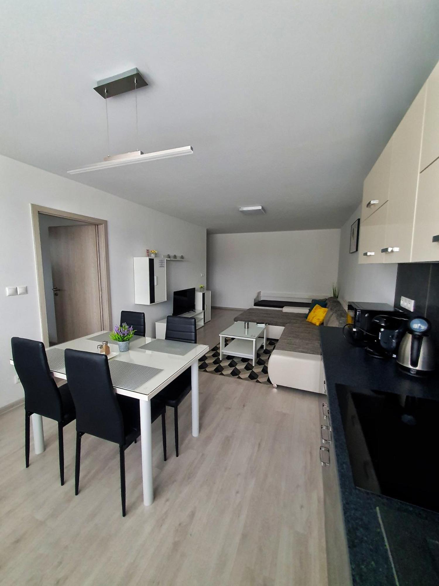 Apartmany Bytca Bagian luar foto