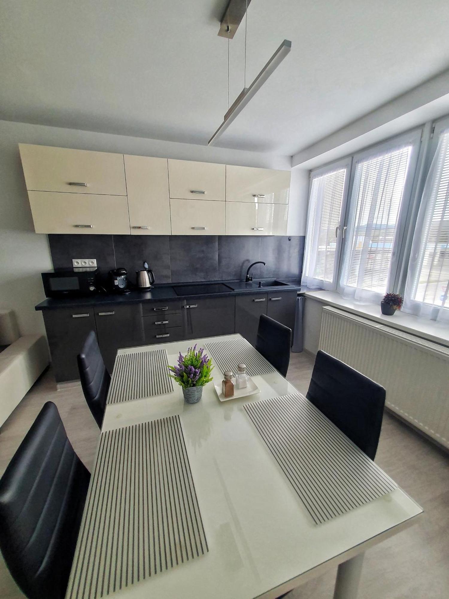 Apartmany Bytca Bagian luar foto